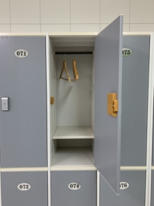 Casier JMDS-102 en PVC et ABS avec barre à vêtements et étagère de séparation pour piscine, spa, salle de sport, école, usine – Prix compétitif - Product Image 2