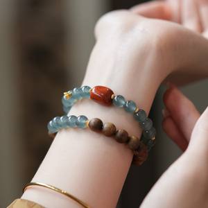 Natuurlijke blauwe waterijade kralenarmband voor vrouwen met zuidelijke rode <span class=keywords><strong>jade</strong></span> agarhout sieraden - Product Image 6