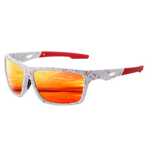 Gafas de Sol Deportivas Polarizadas, Montura Negra de PC, Lentes TAC, Protección UV385, Gafas para Ciclismo y Conducción al Aire Libre - Product Image 3