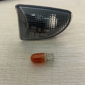 เมอร์เซเดส-เบนซ์ สมาร์ท W451 ชุดไฟเลี้ยว 4519067700 4519067800 ซ้าย ขวา อะไหล่ทดแทน 12V ฮาโลเจน - Product Image 1