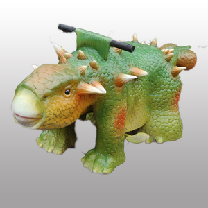 Motocicleta eléctrica de dinosaurio en el parque de atracciones infantil - Product Image 2