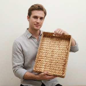 CLARA HANDLE DALAM Panier de rangement et plateau de service en jacinthe d'eau naturelle tressé à la main avec poignées, organisateur de décoration rustique pour la maison - Product Image 3