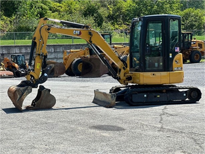 Mini-excavatrice d'occasion CAT 303E (3 tonnes) à chenilles en caoutchouc, modèle Caterpillar 303CR, à vendre - Product Image 3