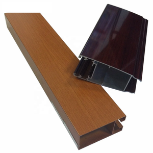 Service de coupe de revêtement en bois de clôture de jardin en alliage d'aluminium anti-corrosion de série 6000 <span class=keywords><strong>pour</strong></span> clôtures de portes de treillis de mur de limite de latte - Product Image 3