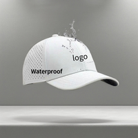 Casquette de Baseball Ajustée Haute Qualité en Gros, 100 % Polyester Imperméable, Performance Sportive, Personnalisable avec Logo Brodé ou Imprimé Incurvé