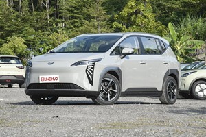 AION Y Plus 2025, SUV électrique à traction avant, 510 km d'autonomie, 136 ch, 5 places, batterie 58,9 kWh, 176 Nm de couple, <span class=keywords><strong>voiture</strong></span> économique - Product Image 2