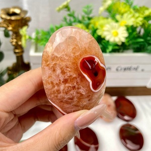 Groothandel Natuurlijke Kristal Ambachtelijke Hoge Kwaliteit Kristal Palm Steen Carneol Palm Steen voor Decoratie & Cadeau - Product Image 3