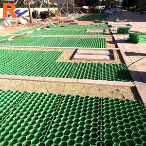 Rejilla de HDPE de Alta Resistencia para Pavimentación de Césped, Rejilla para Césped con Capacidad de Carga y Drenaje para Estacionamientos y Jardines - Product Image 1