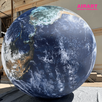 Modèle de globe terrestre gonflable géant avec impression HD, motif océan bleu et nuages, pour exposition scientifique, événement éducatif, présentation
