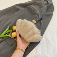 Tas Malam Bentuk Kerang Model Terbaru Populer, Tas Selempang Fashion, Cocok untuk Acara dan Pesta