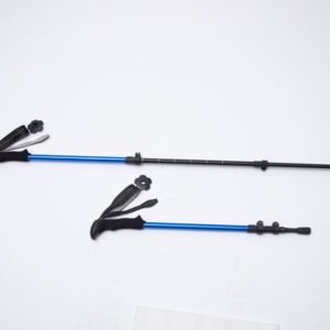 ไม้เท้าเดินป่าแบบพับได้ ดีไซน์ใหม่ ทำจากอลูมิเนียมอัลลอยด์ พร้อมด้ามจับไม้ก๊อกและระบบล็อคแบบพลิกเร็ว - Product Image 1