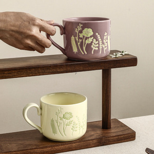 Tazza da Caffè in Ceramica <span class=keywords><strong>Vintage</strong></span> con Motivi Floreali in Rilievo e Manico a Cuore - Product Image 4
