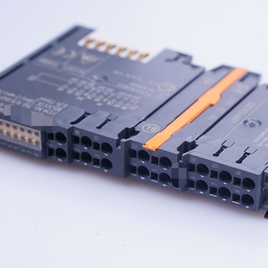 Nuevo y Original 750-1415/040-000 Entrada Digital de 8 Canales, CC 24V, 3ms, Conexión de 2 Cables, Amplio Stock en Almacén, Programación PLC - Product Image 1