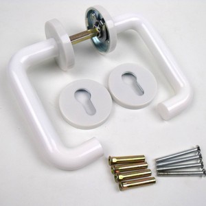 สกรูพลาสติกกันไฟไนลอนสีดำสีขาวสำหรับใช้ในโรงพยาบาลหน้าต่างรับประกัน1ปี - Product Image 1