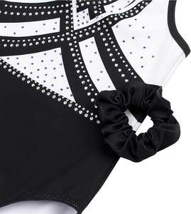 Vente en gros de <span class=keywords><strong>justaucorps</strong></span> de compétition de gymnastique <span class=keywords><strong>artistique</strong></span> rythmique personnalisés pour filles Costumes de pom-pom girl en spandex brillant pour adultes - Product Image 3