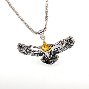 Collier Pendentif Aigle en Acier Inoxydable pour Homme, Or et Argent, Style Biker Gothique Tribal, Bijou Durable et Tendance, Étanche - Product Image 5