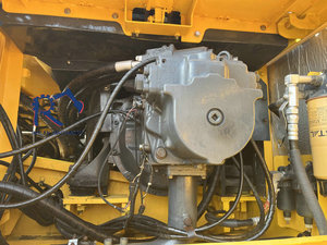 Excavatrice sur chenilles Komatsu PC400 d'occasion de 40 tonnes, modèle 2020, moteur en vente, excellent état, 1 an de service après-vente - Product Image 5