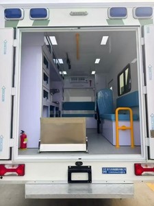 Nouvelle ambulance médicale tout-terrain 4x4 diesel avec conduite à droite, vente directe d'usine et intérieur personnalisé - Product Image 6