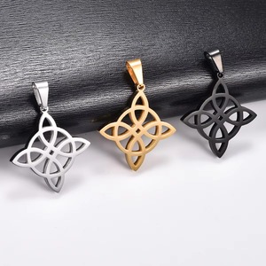 Collier Pendentif en Acier Inoxydable Nœud de Sorcière Croix pour Femme Homme, Breloques Religieuses Chrétiennes, Chaîne, Bijoux Métalliques Celtiques Nordiques - Product Image 3