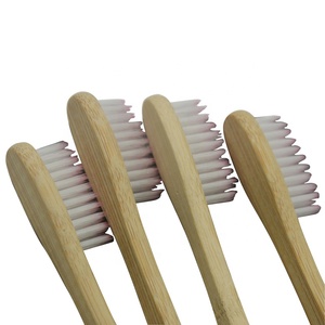 La meilleure brosse <span class=keywords><strong>à</strong></span> <span class=keywords><strong>dents</strong></span> en bambou économique et nouvelle, douce pour <span class=keywords><strong>les</strong></span> poils - Product Image 1