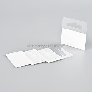 โรงงานผลิตแท็บแขวนแบบติดกาวในตัว ขายส่งแท็บพลาสติกแบบพับได้สำหรับร้านค้าปลีก - Product Image 6