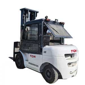 Chariot élévateur TCM 5 T d'occasion Moteur diesel à mât 3 étages de 5 tonnes, faible durée, hauteur de levage de 4000mm, bien entretenu, prêt à fonctionner - Product Image 1