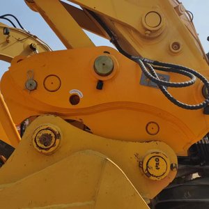 Mejor Precio, Buen Estado, Excavadora Usada Komatsu PC200 de 20 Toneladas, Hidráulica, con Pocas Horas de Uso, en Venta, Disponible en Stock - Product Image 4