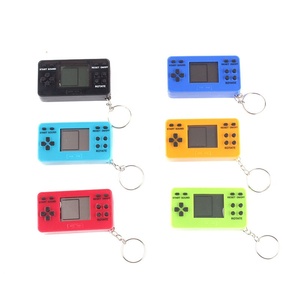 GAME BOX Mimi Mini Console <span class=keywords><strong>di</strong></span> <span class=keywords><strong>Gioco</strong></span> Portatile a Batteria Modello B-652 con Portachiavi - Product Image 3