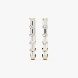 Pendientes de Aro de Oro Amarillo de 14K con Diamantes Cultivados en Laboratorio con Corte Baguette - Product Image 1