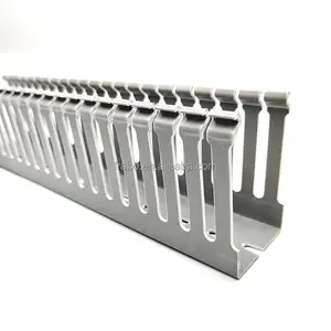 Grijze 100*50 Volledig Gesloten Beschikbare Flexibele Bedradingskanalen Buiten Pvc Trunking