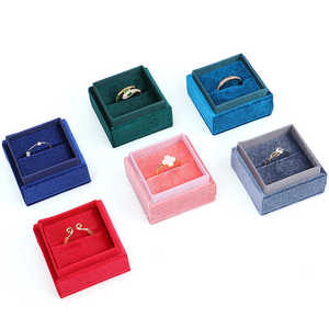 Scatola Portagioie Quadrata in Velluto Verde <span class=keywords><strong>Rosa</strong></span> con Chiusura a Scatto e Logo Personalizzato, Premium a 2 Scomparti per Matrimoni, Fidanzamenti, San Valentino - Product Image 6