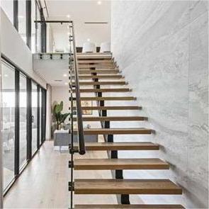 <span class=keywords><strong>Escalera</strong></span> Recta Contemporánea y Elegante con Superficie Pulida a Espejo, Ideal para Yates <span class=keywords><strong>de</strong></span> Lujo e Interiores Arquitectónicos Modernos - Product Image 2