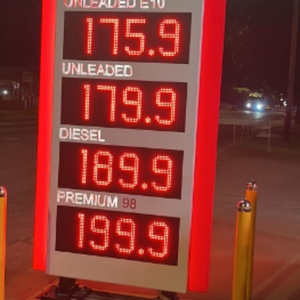 ป้ายแสดงราคาแก๊สแบบดิจิตอล LED สีแดง ขนาด 18 นิ้ว สำหรับปั๊มน้ำมัน ผู้ผลิตป้าย LED ให้บริการปรับแต่งตามความต้องการ - Product Image 2