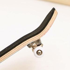 ฟิงเกอร์บอร์ดไม้เมเปิ้ลขนาดมินิแบบมืออาชีพ พร้อมดีไซน์สั่งทำพิเศษ - Product Image 3