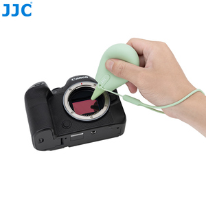 เครื่องเป่าลมทำความสะอาดกล้อง JJC ขนาดพกพา ทำจากซิลิโคน สำหรับทำความสะอาดเลนส์ เซ็นเซอร์ จอ LCD คีย์บอร์ด ฟิลเตอร์ เหมาะสำหรับการเดินทางและกิจกรรมกลางแจ้ง - Product Image 6