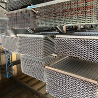 Fabricant chinois de profilés d'extrusion en aluminium 6063/6061 de la série 6000, revêtement en poudre argent/blanc, décorations