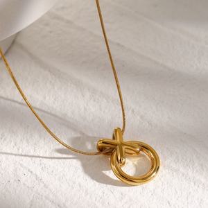 Collar Romántico Antideslustre, Collar de Oro de 18k, Collar con Colgante XO de Acero Inoxidable Real para Mujeres y Niñas - Product Image 2