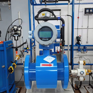 Giá rẻ IP68 kỹ thuật số điện từ đo lưu lượng không thấm nước OEM tùy chỉnh cho nước biển ăn mòn dầu và chất lỏng vừa - Product Image 1