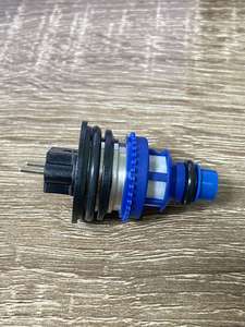 <span class=keywords><strong>Prix</strong></span> d'usine OEM 7701035320 0280150664 <span class=keywords><strong>Injecteur</strong></span> pour <span class=keywords><strong>Renault</strong></span> Mégane CLIO 19 1.4L 1996-2003 - Product Image 4