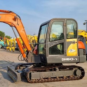 Mini pelleteuse d'occasion Doosan DH60 Mini pelleteuse sur chenilles Caterpillar 6 tonnes 20 tonnes 5 tonnes Moteur de pompe à moteur avec poids en état de fonctionnement - Product Image 2