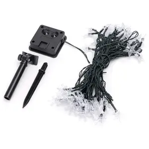 Guirnalda de luces solares RGBY, 2m+10m, con forma de copo de nieve, ideal para decorar exteriores y crear ambientes festivos. - Product Image 3