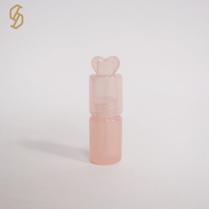 Hình Trái Tim Hàng Đầu Rỗng Nhựa Thông Tư Pha Lê Màu Hồng 3.5Ml Lip Gloss Ống <span class=keywords><strong>Container</strong></span> Tùy Chỉnh Lip Gloss Stick Ống Nhựa - Product Image 1