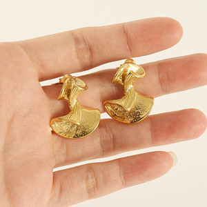 ZOGXIN Geometric Stud Earrings Gold Stainless Steel Irregular Design Fashion Jewelry - Product Image 2