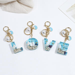 พวงกุญแจตัวอักษรเรซิ่นภาษาอังกฤษ 26 ตัว รุ่น Ocean Series Shell Letters เครื่องประดับยอดนิยม - Product Image 4