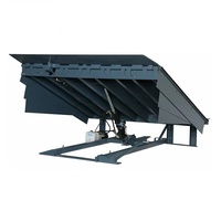 Niveleur de quai d'entrepôt Forme de lèvre Rampe de cour Capacité 10T Tonnes hydrauliques pour camion