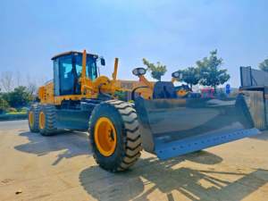 Motoniveladora de Construcción de 15 <span class=keywords><strong>Toneladas</strong></span>, <span class=keywords><strong>Precio</strong></span> de Fábrica, GR165 |   132kW Turbo Diésel |   <span class=keywords><strong>Diferencial</strong></span> Autoblocante |   En stock - Product Image 4