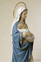 Statue décorative artisanale en résine peinte à la main de la Madone et de l'Enfant, forme irrégulière