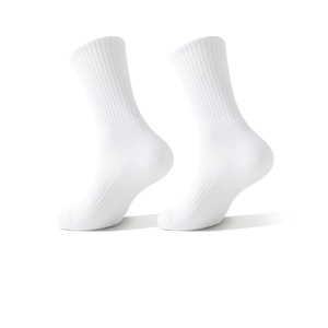 Chaussettes de sport <span class=keywords><strong>mi</strong></span>-mollet pour hommes en gros – Motif dessin animé en Spandex/Polyester/Coton – Noir, blanc, gris unis - Product Image 6