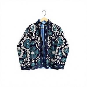 Veste en velours pour femmes, col mandarin, veste florale brodée à la main pour femmes, doublure en coton, style hippie - Product Image 1