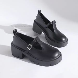 Chaussures à plateforme à talon moyen de style britannique pour femmes, nouvelle collection automne, semelle épaisse, grandes tailles, vente en gros - Product Image 2
